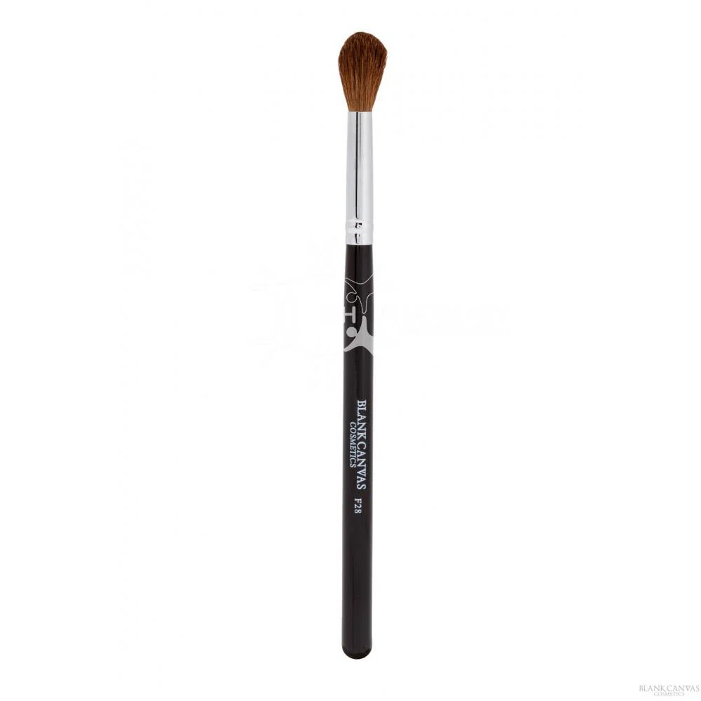Blank Canvas Cosmetics F28 Fluffy Powder / Contour Brush