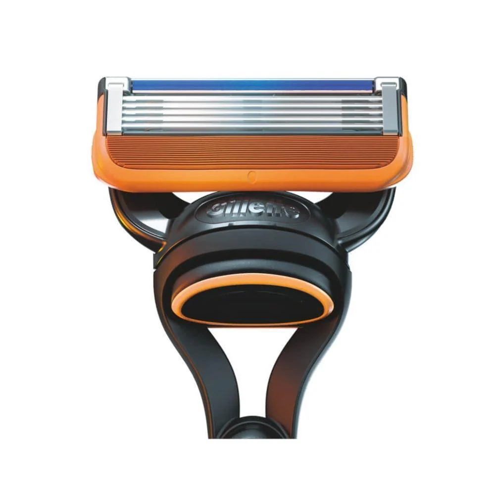 Gillette Fusion 5 - 4 Razor Blades - Image 2