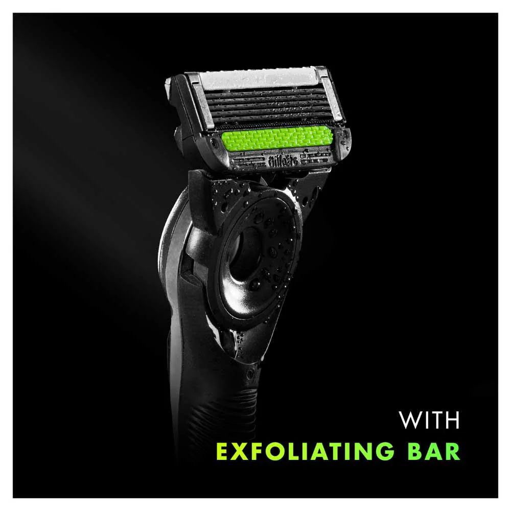 Gillette Labs Exfoliating Razor With Magnetic Docking Stand - Image 5