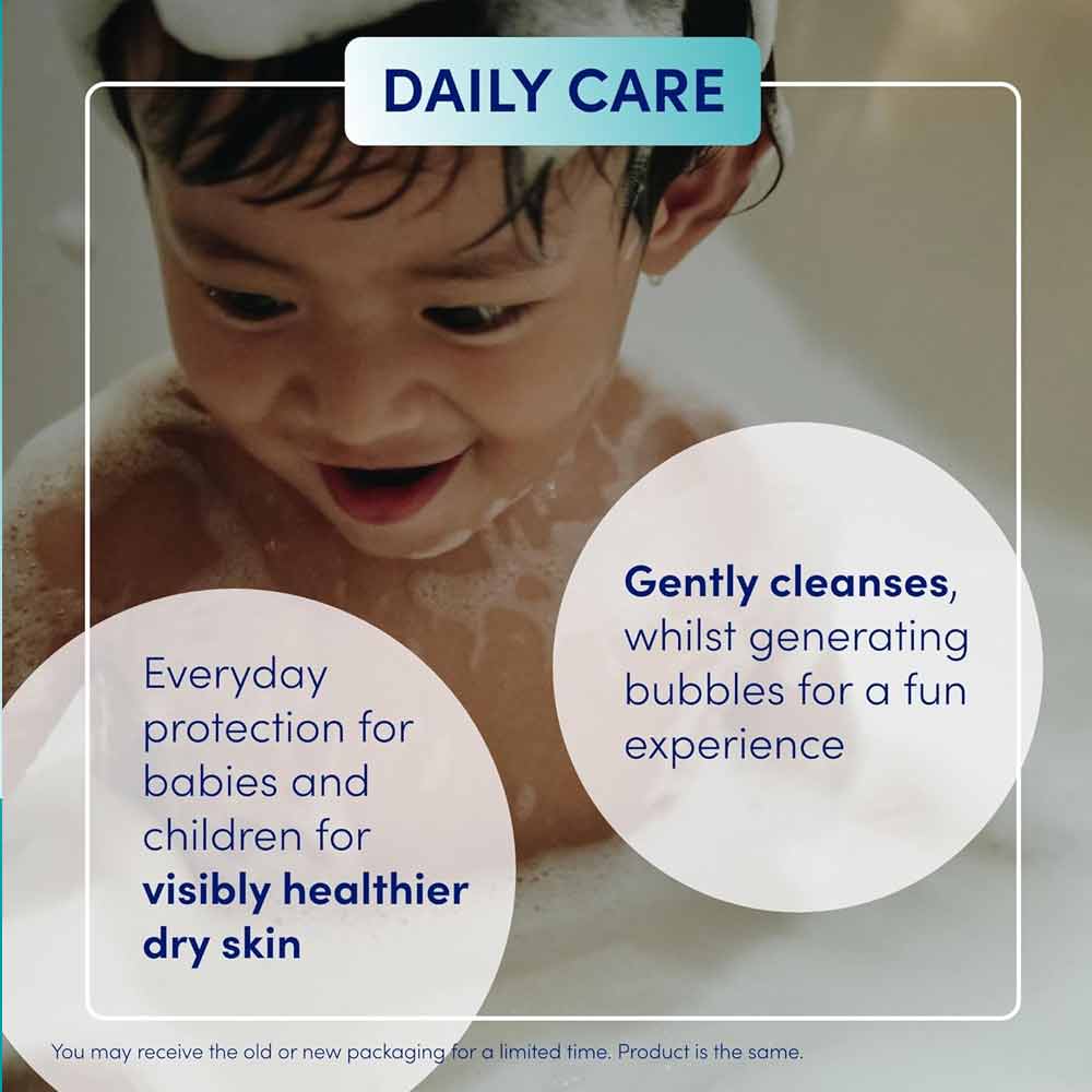 Oilatum Junior Soothing Bath Bubbles 300ml - Image 5