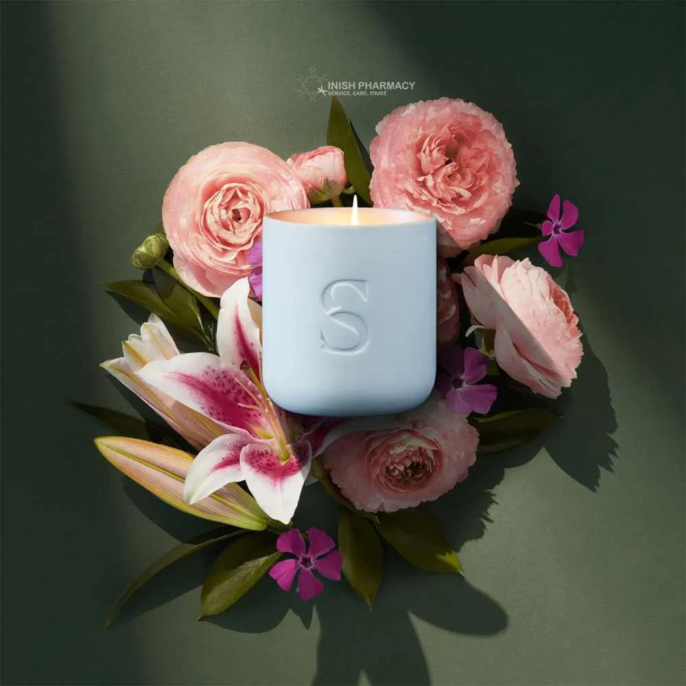 Sanctuary Spa Lily & Rose Scented Candle - Image 2