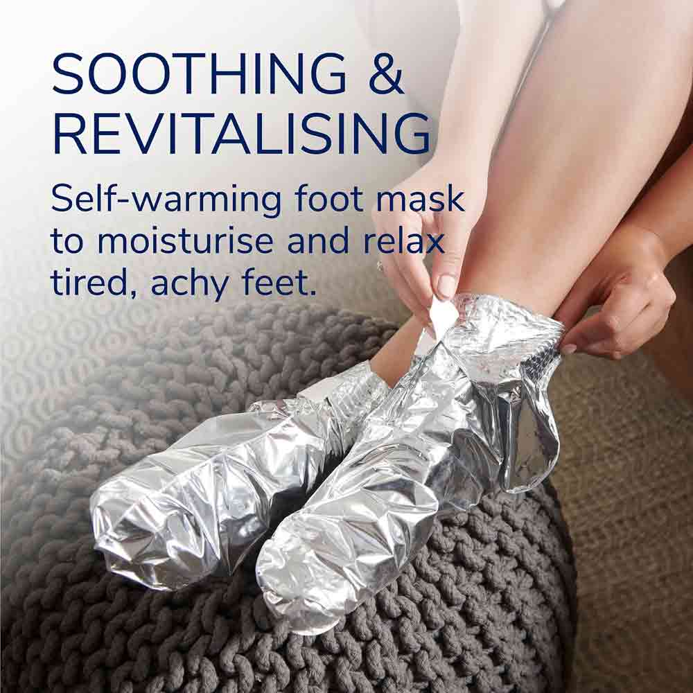 Scholl Soothing & Revitalising Foot Mask 1 Pair - Image 2