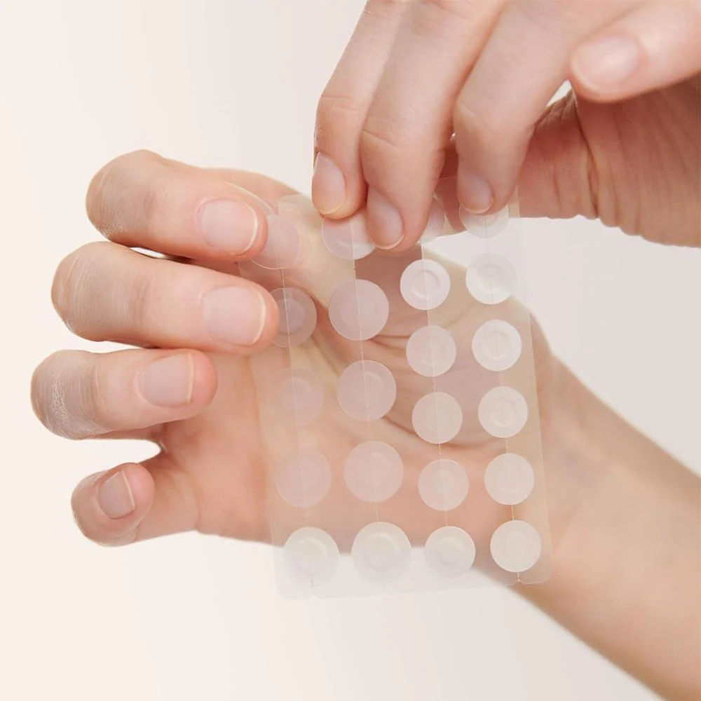 The Inkey List Hydrocolloid Invisible Pimple Patches 22 Pack - Image 2